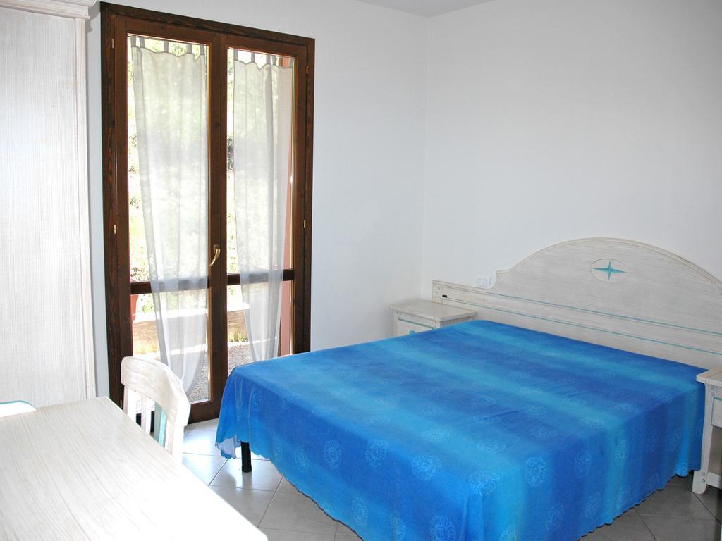 Baia Fiorita Apartment Porto Azzurro Exterior photo