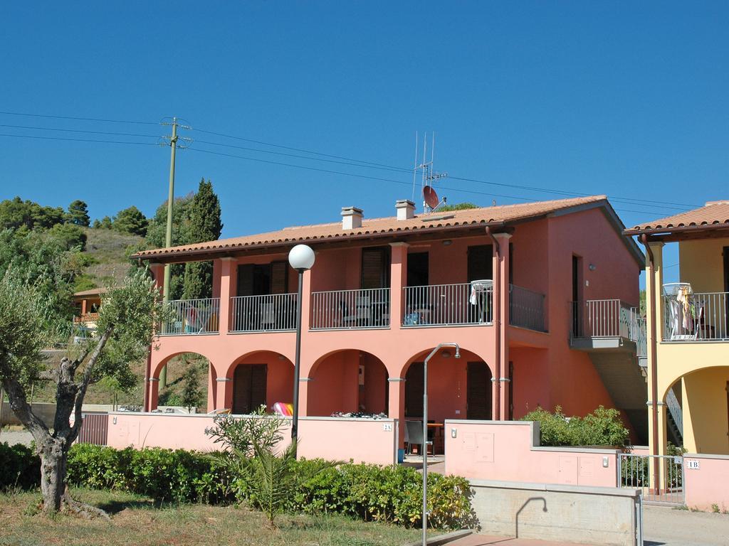 Baia Fiorita Apartment Porto Azzurro Exterior photo