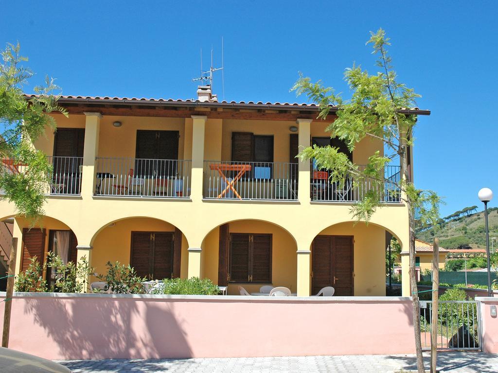 Baia Fiorita Apartment Porto Azzurro Exterior photo